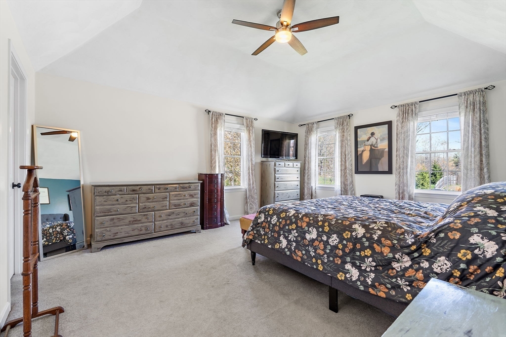 16 Alan Road Hudson, MA 01749 - Photo 28 of 40