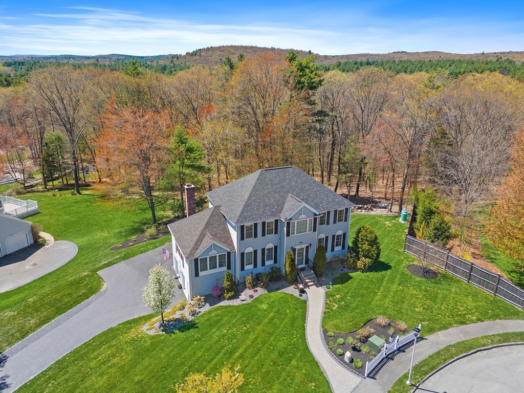 16 Alan Road Hudson, MA 01749 - Photo 3 of 40
