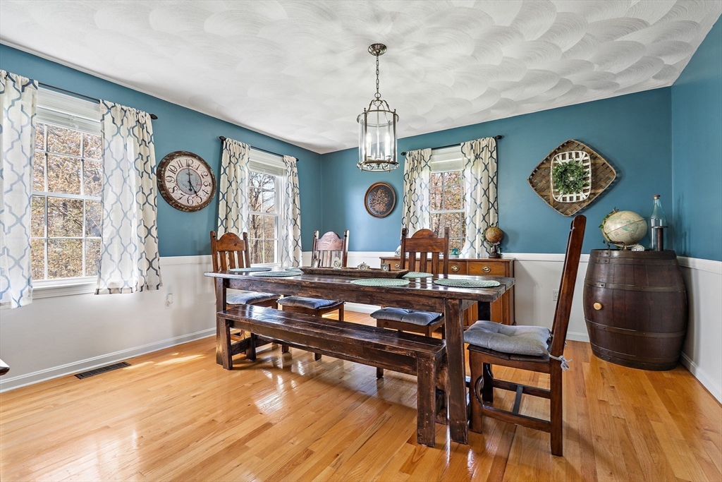 16 Alan Road Hudson, MA 01749 - Photo 9 of 40