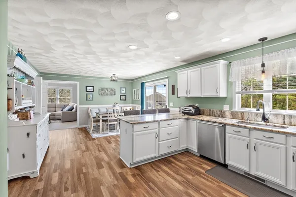$924,900 | 16 Alan Road, Hudson, MA 01749