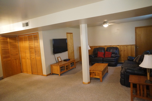 936 South Bentley Road New Lenox, IL 60451 - Photo 17 of 23