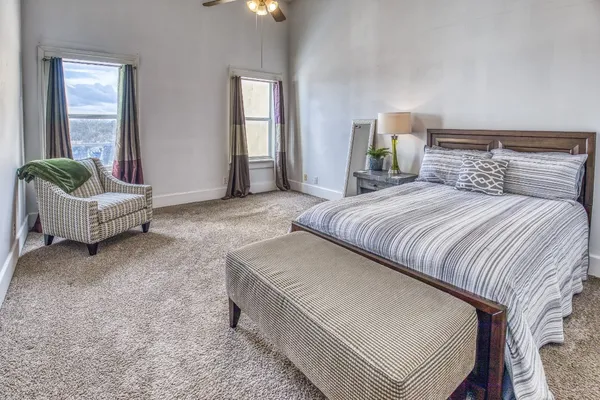 $2,150 | 112 East Alamo Street, Unit 2, Brenham, TX 77833