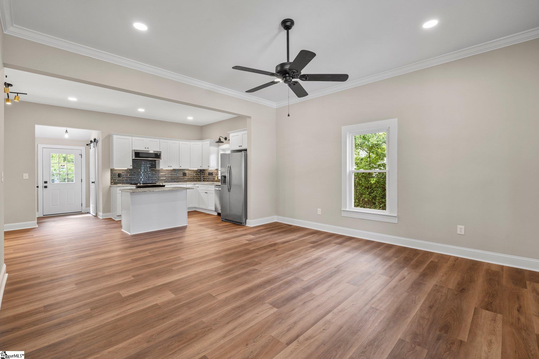 17 2nd Street Greenville, SC 29611 - Photo 12 of 30