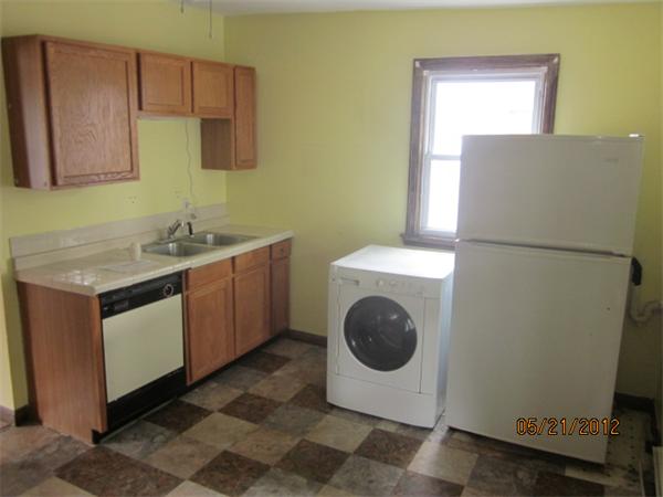 13 Farmland Road Lowell, MA 01850 - Photo 6 of 9 Gallery Image 6