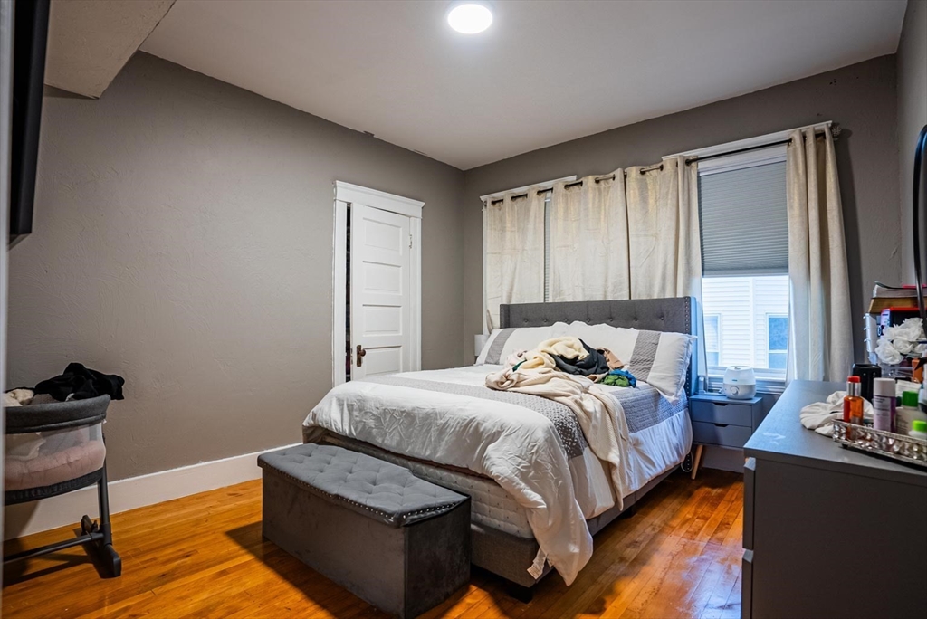 9 Ives Street Worcester, MA 01603 - Photo 18 of 39