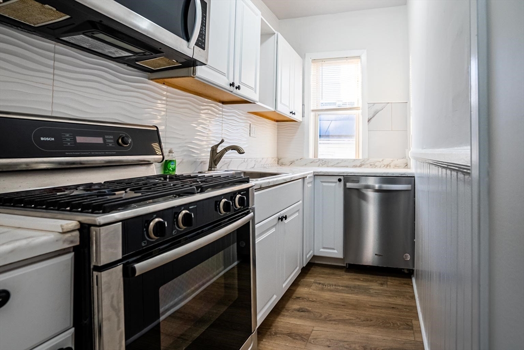 9 Ives Street Worcester, MA 01603 - Photo 24 of 39