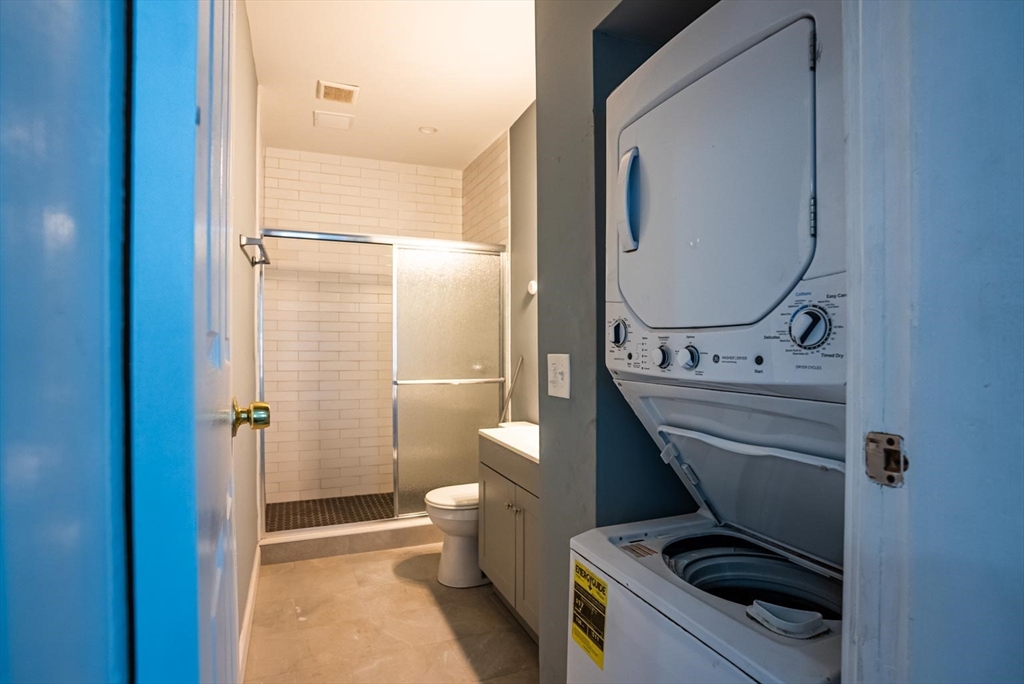 9 Ives Street Worcester, MA 01603 - Photo 30 of 39