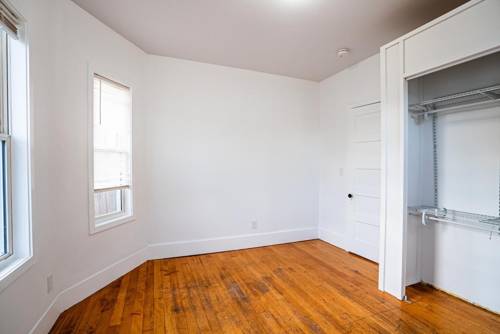 9 Ives Street Worcester, MA 01603 - Photo 32 of 39