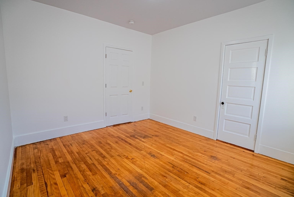 9 Ives Street Worcester, MA 01603 - Photo 36 of 39