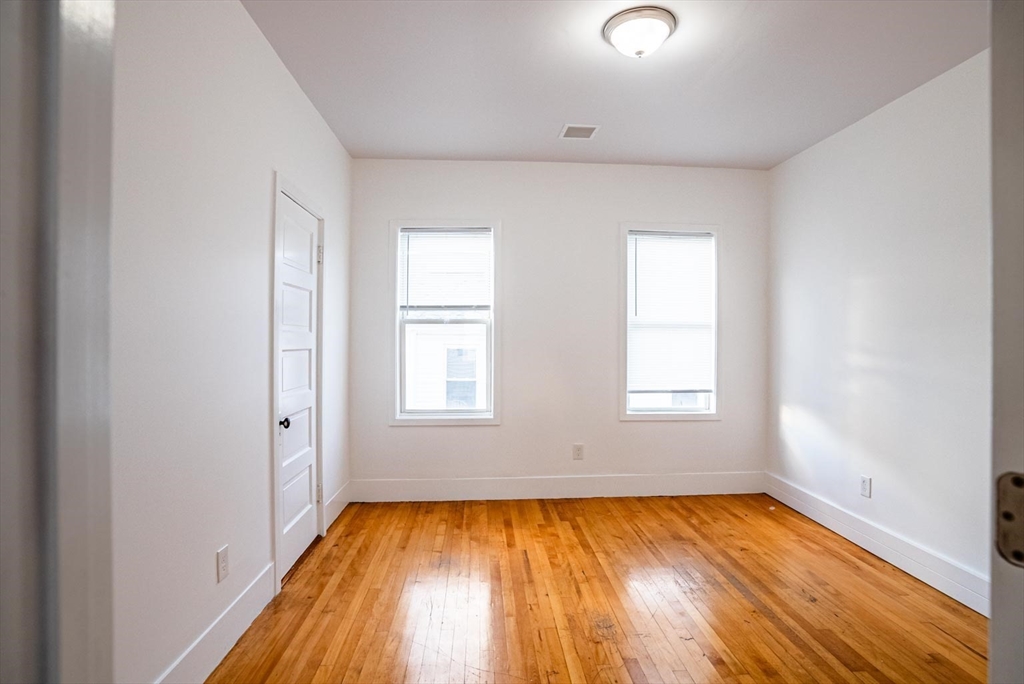 9 Ives Street Worcester, MA 01603 - Photo 37 of 39