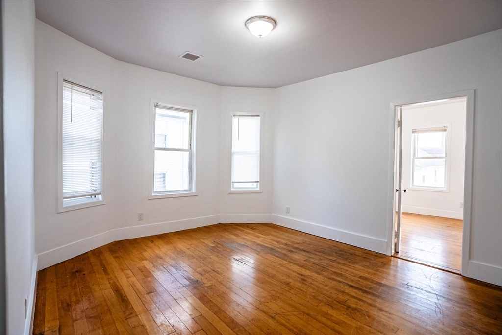 9 Ives Street Worcester, MA 01603 - Photo 38 of 39