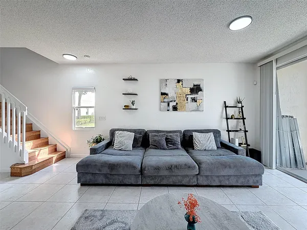 $395,000 | 4702 Northwest 59th Manor, Coconut Creek, FL 33073