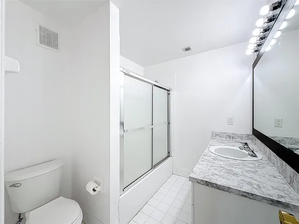 $395,000 | 4702 Northwest 59th Manor, Coconut Creek, FL 33073