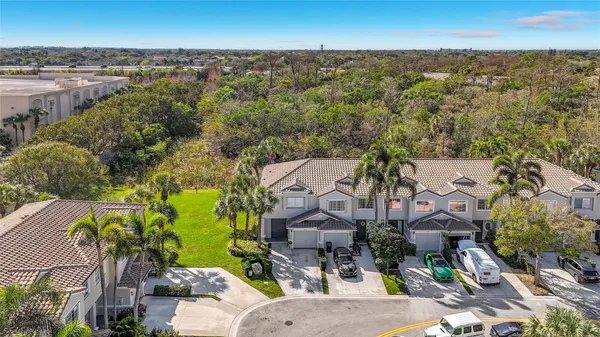 $395,000 | 4702 Northwest 59th Manor, Coconut Creek, FL 33073