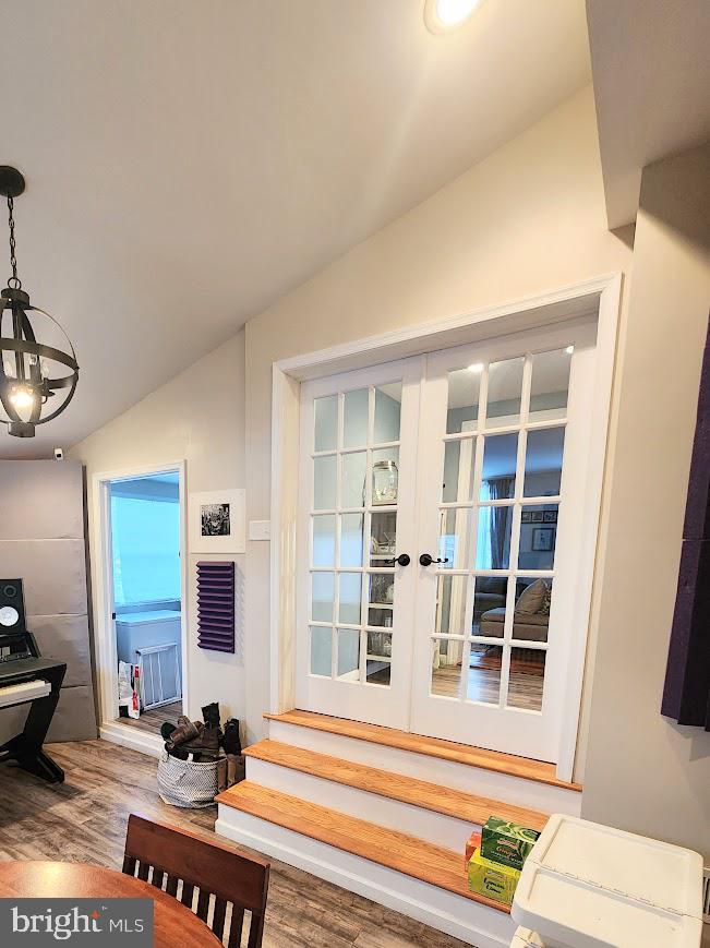 501 Boot Road West Chester, PA 19380 - Photo 4 of 18 Entryway w laundry & double doors to the kitchen
