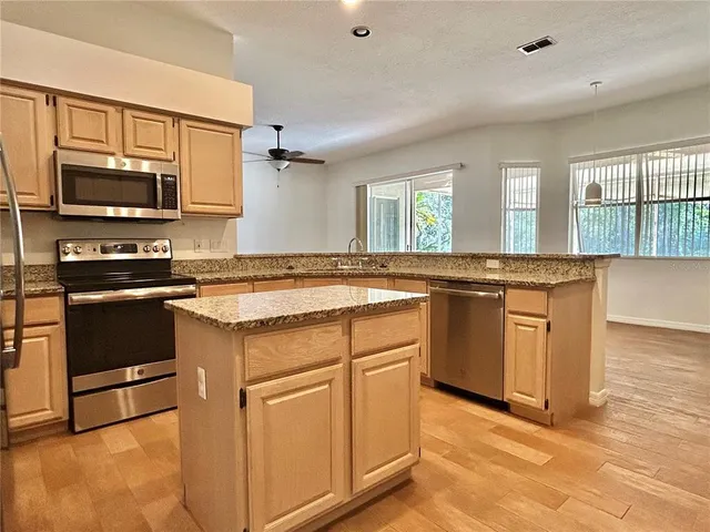 $2,600 | 13568 Dornoch Drive, Orlando, FL 32828