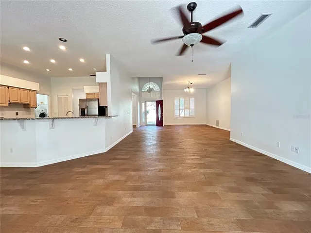 $2,600 | 13568 Dornoch Drive, Orlando, FL 32828