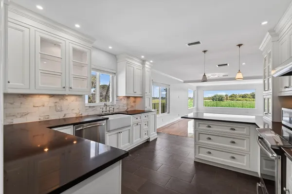 $8,900 | 1102 North Golfview Road, Lake Worth Beach, FL 33460