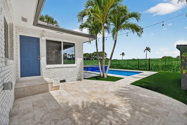 $8,900 | 1102 North Golfview Road, Lake Worth Beach, FL 33460