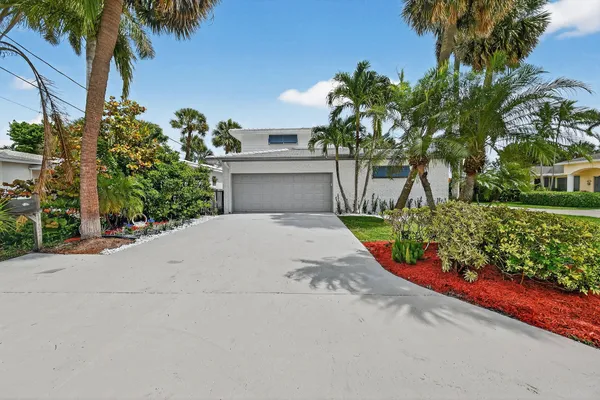 $8,900 | 1102 North Golfview Road, Lake Worth Beach, FL 33460