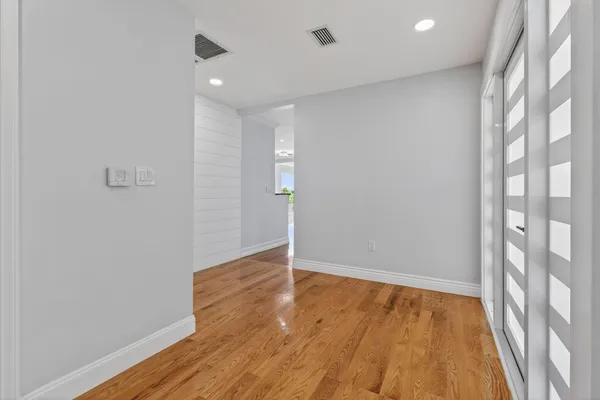 $8,900 | 1102 North Golfview Road, Lake Worth Beach, FL 33460