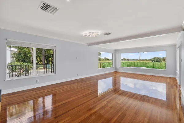 $8,900 | 1102 North Golfview Road, Lake Worth Beach, FL 33460