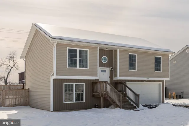 $349,900 | 420 Ives Street, Martinsburg, WV 25405