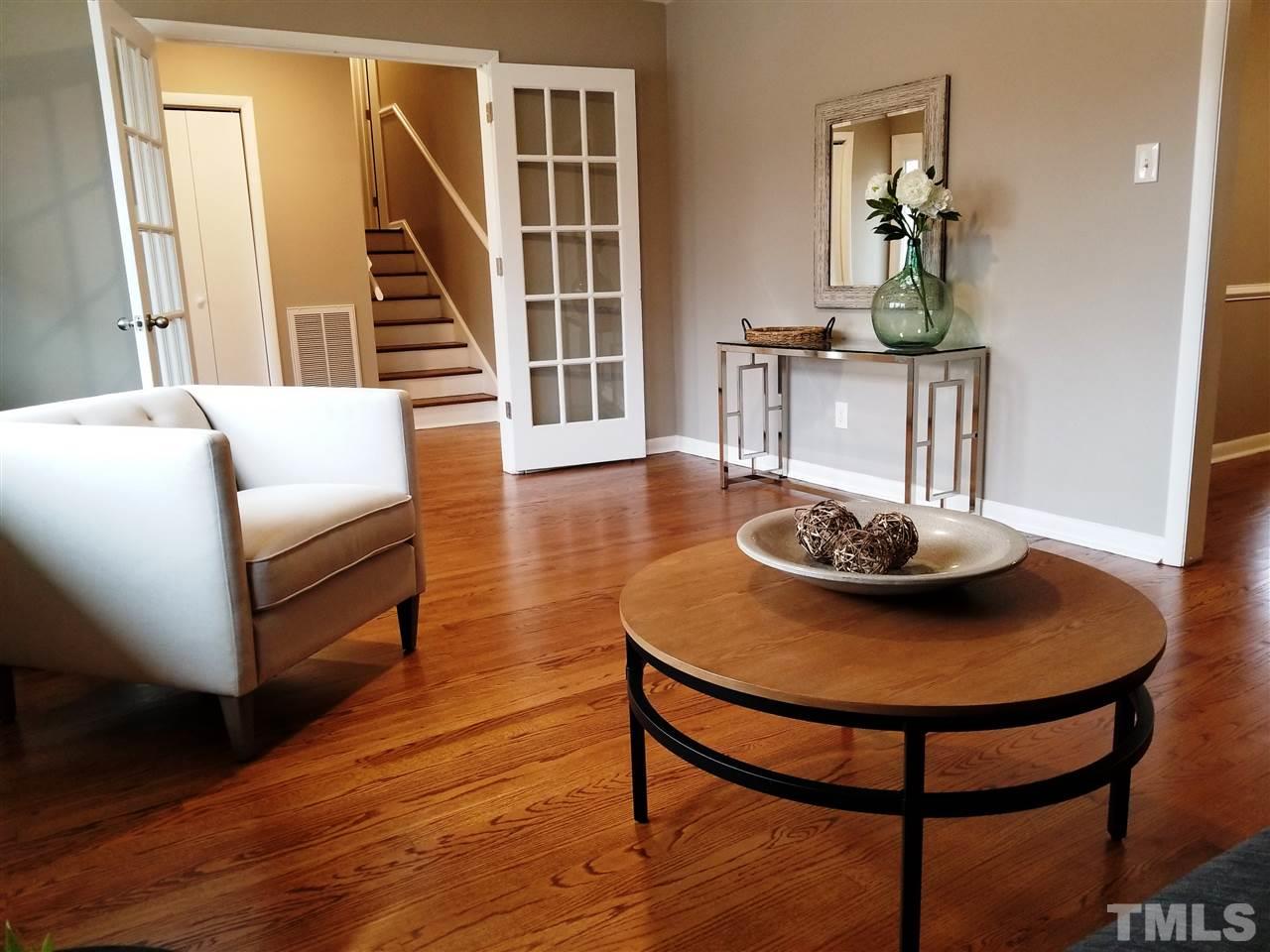 511 Southeast Maynard Road Cary, NC 27511 - Photo 4 of 25 Gallery Image 4