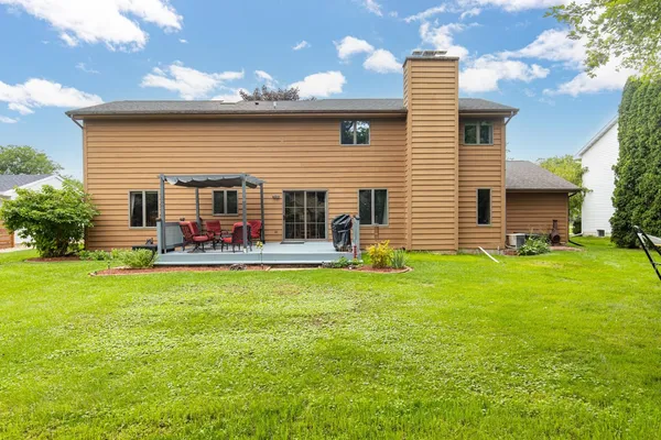 $459,900 | 1730 Graber Street, Oshkosh, WI 54901