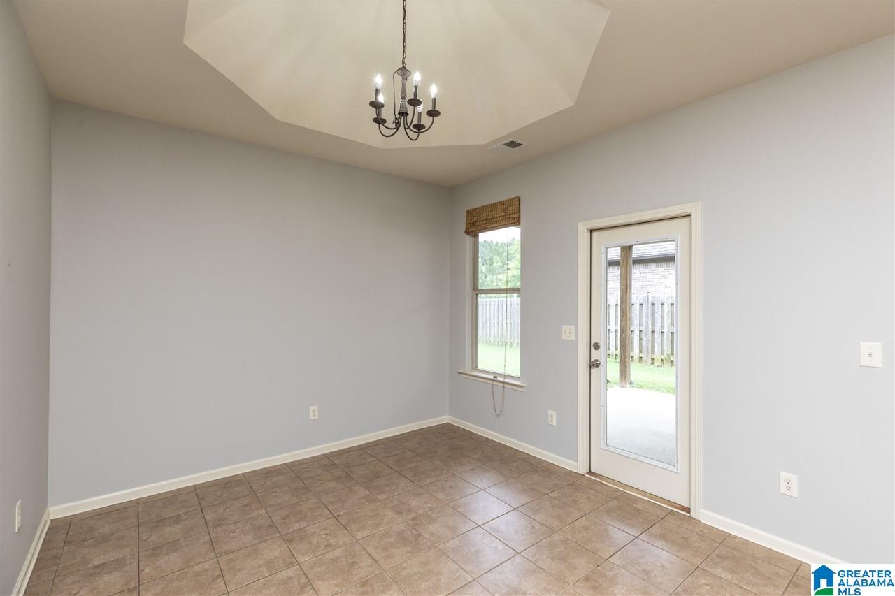 1004 Riviera Drive Calera, AL 35040 - Photo 15 of 38