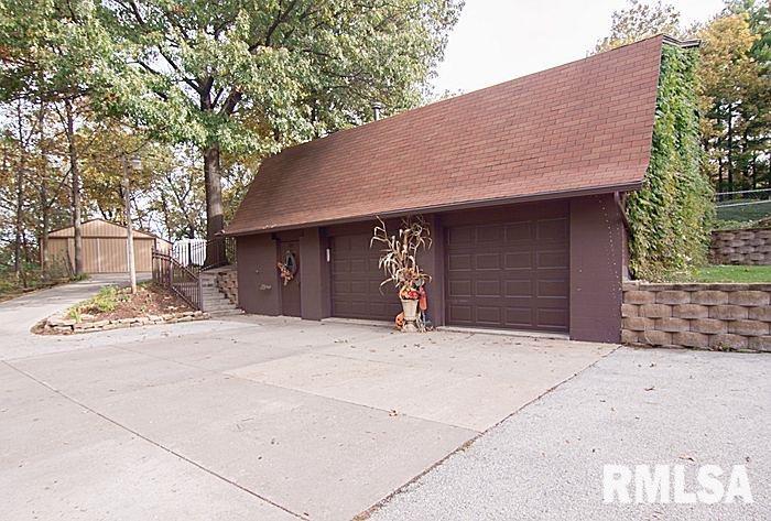 13901 Coyne Center Road Milan, IL 61264 - Photo 18 of 19 Gallery Image 18
