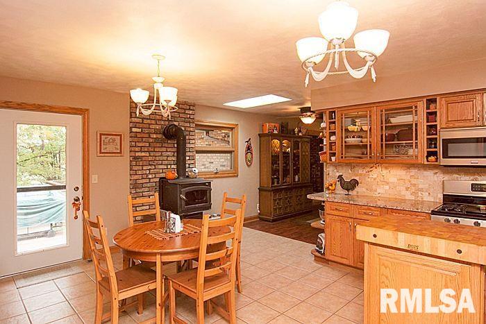 13901 Coyne Center Road Milan, IL 61264 - Photo 4 of 19 Gallery Image 4