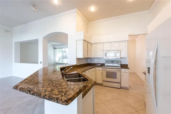 $3,200 | 7209 Colonial Lake Drive, Riverview, FL 33578