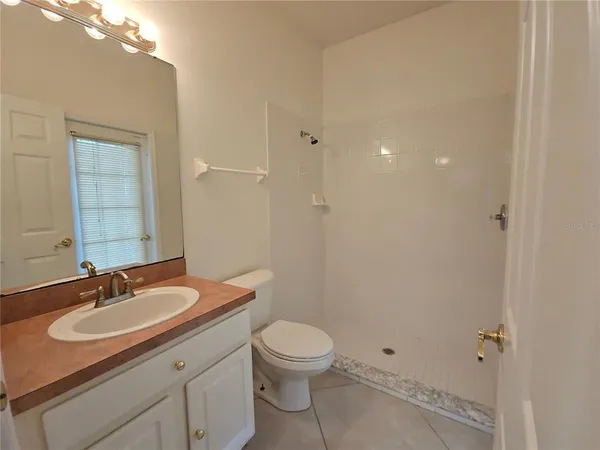 $3,200 | 7209 Colonial Lake Drive, Riverview, FL 33578