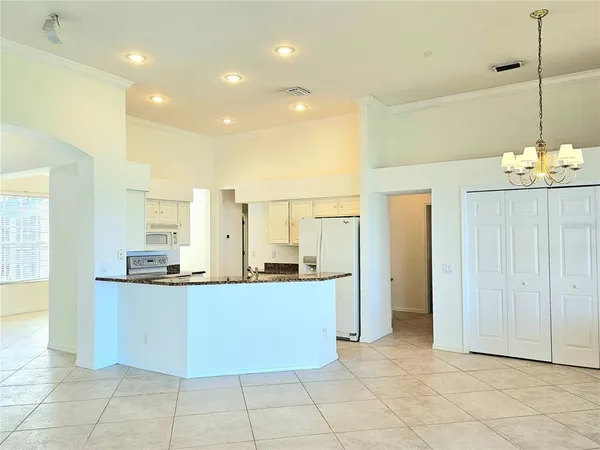 $3,200 | 7209 Colonial Lake Drive, Riverview, FL 33578