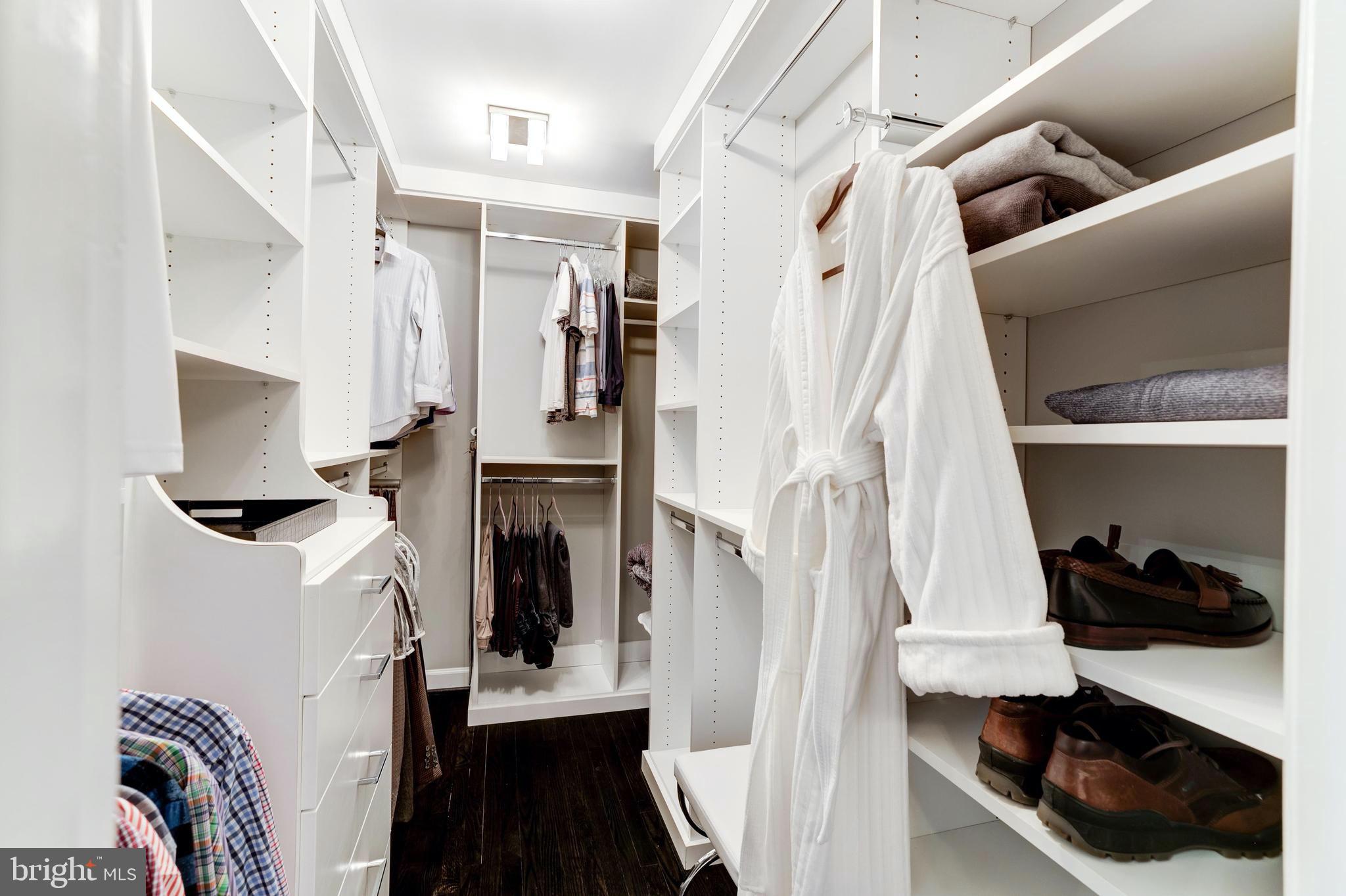 2612 North Glebe Road Arlington, VA 22207 - Photo 18 of 44 Walk-in Closet #1