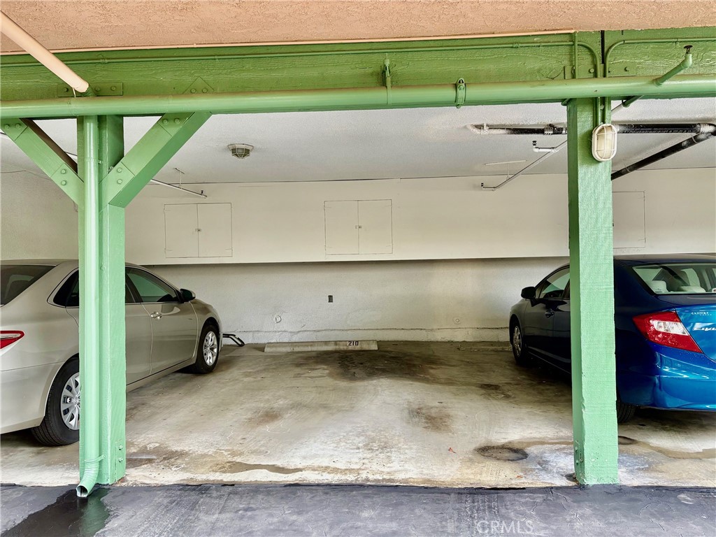 1126 Fairview Avenue, Unit 210 Arcadia, CA 91007 - Photo 14 of 16 a utility room with a green space
