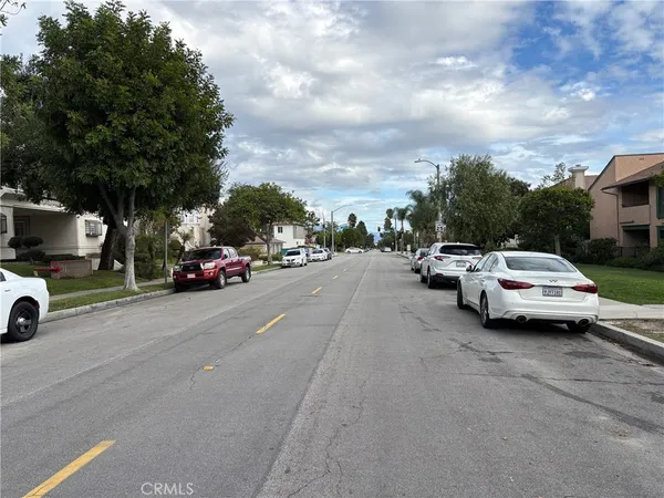 $698,000 | 1126 Fairview Avenue, Unit 210, Arcadia, CA 91007