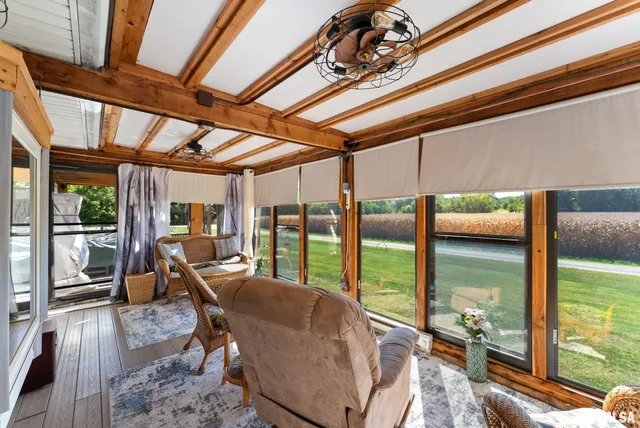 $425,000 | 1422 McCloud Road, Aledo, IL 61231