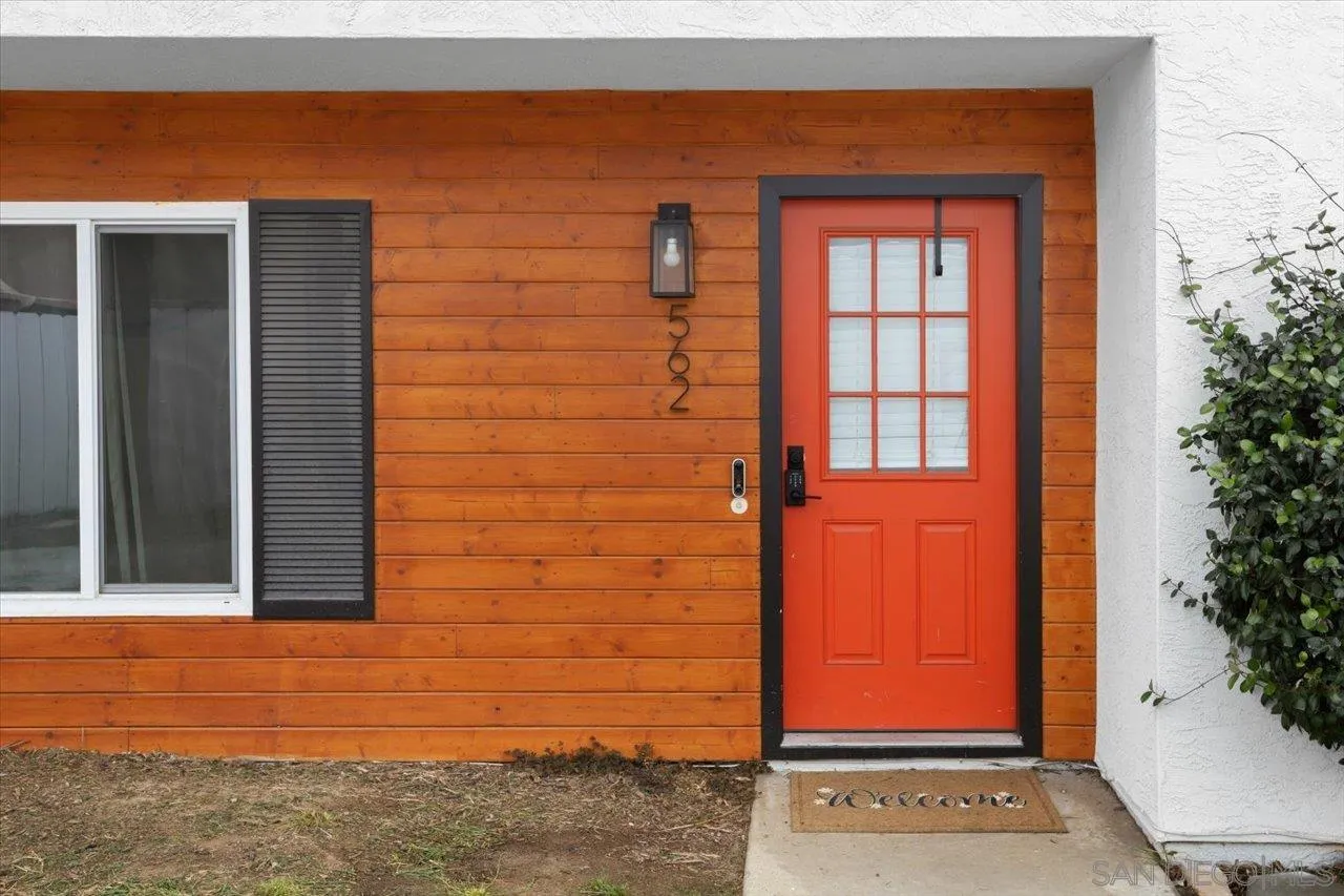 562 Tag Lane Ramona, CA 92065 - Photo 4 of 30 a view of door