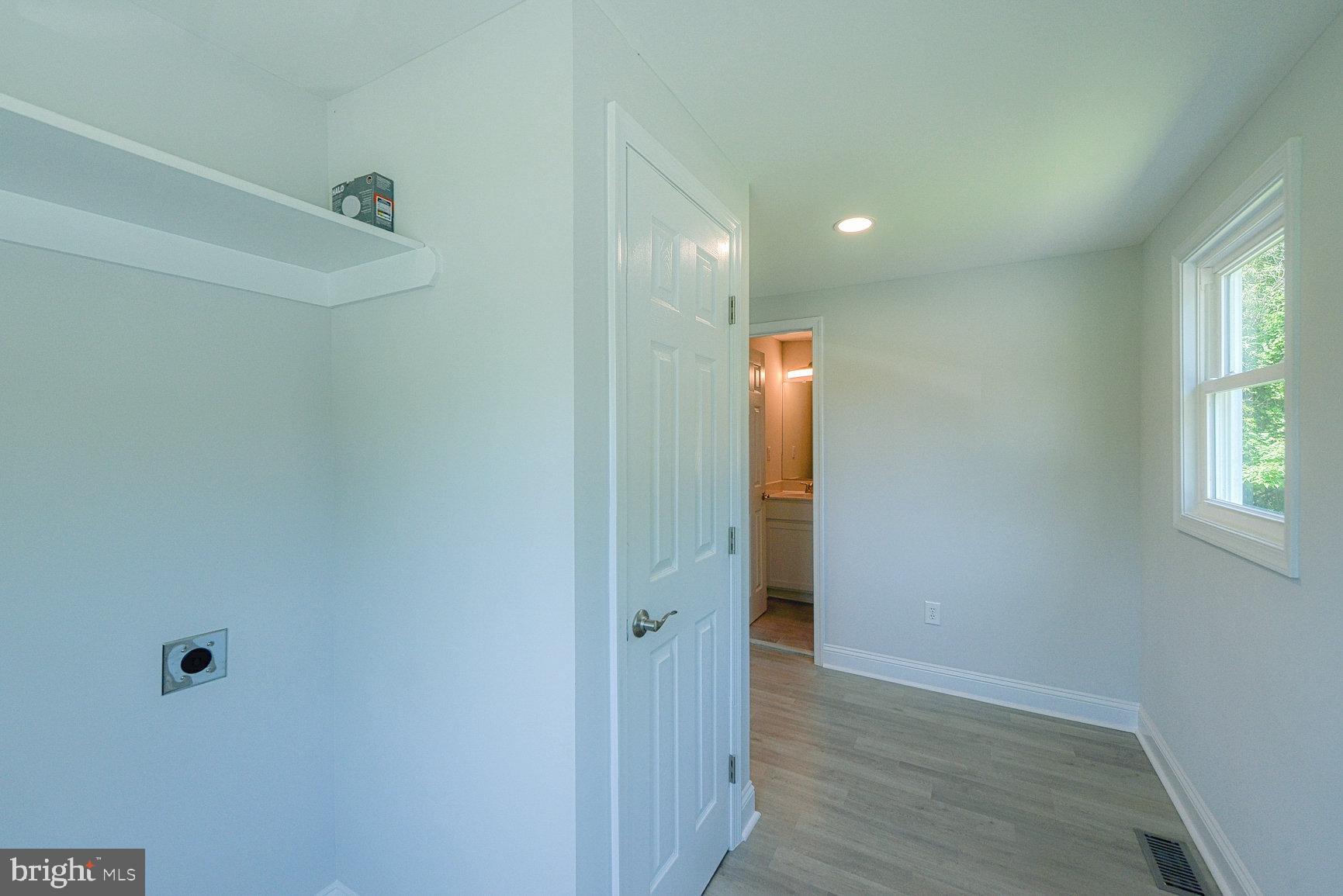 7624 Fredericks Hall Road Mineral, VA 23117 - Photo 30 of 39 Back Door Entryway