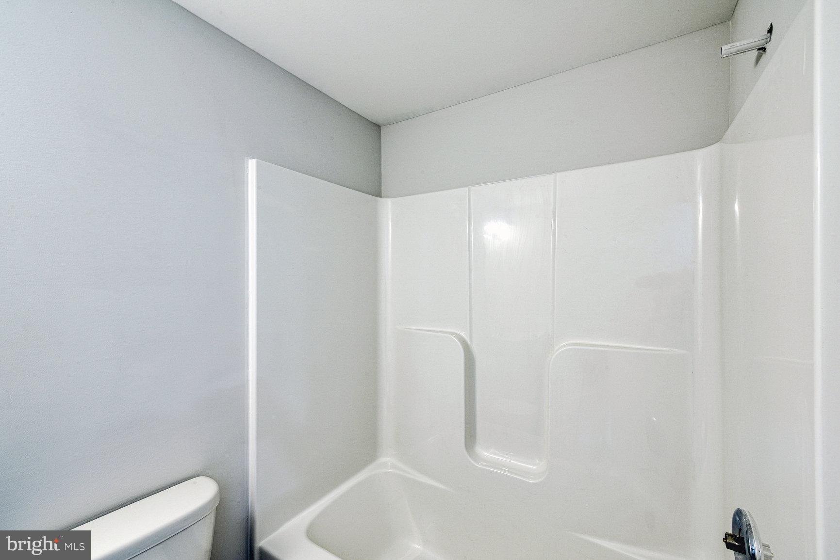 7624 Fredericks Hall Road Mineral, VA 23117 - Photo 32 of 39 Bathroom 2