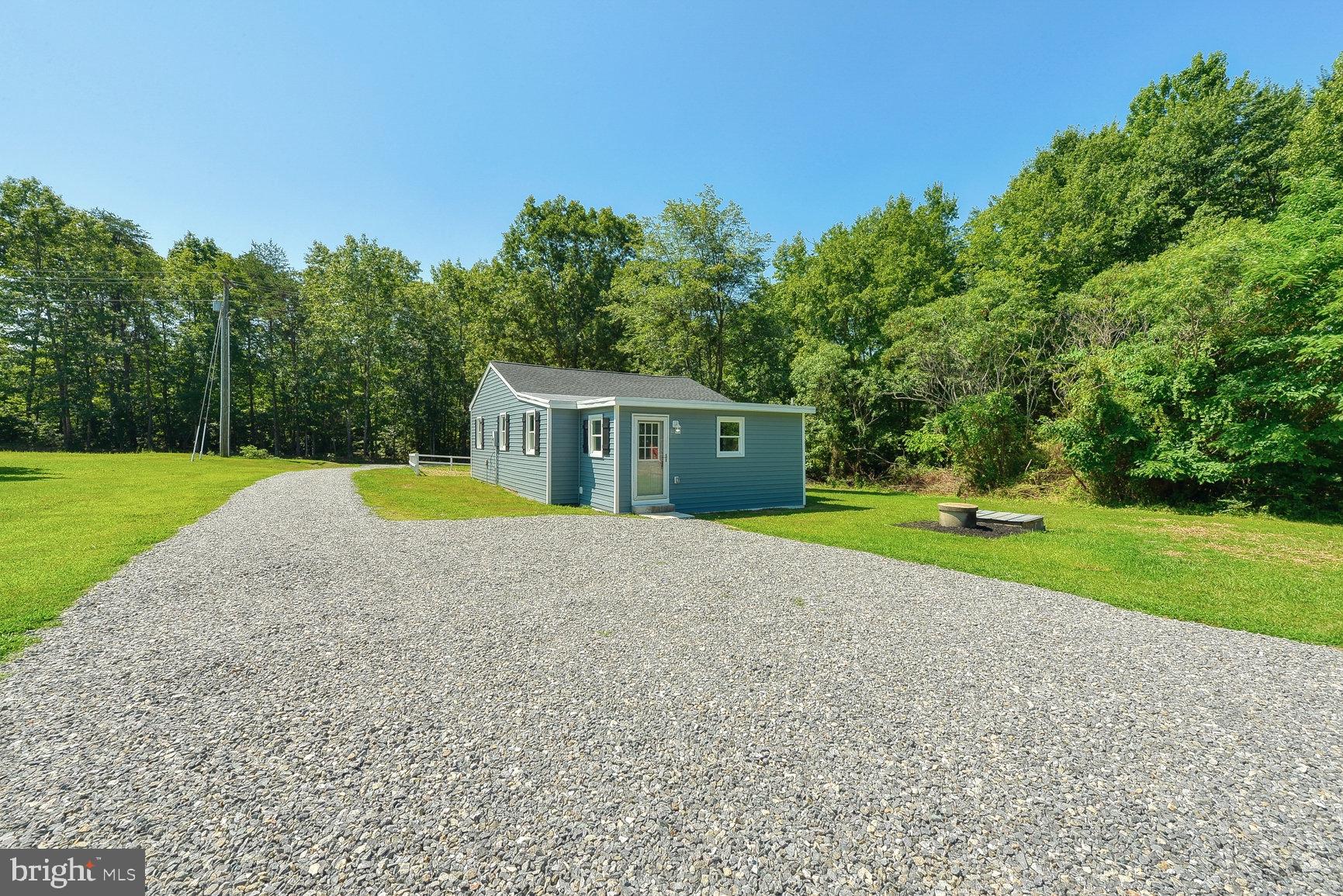 7624 Fredericks Hall Road Mineral, VA 23117 - Photo 36 of 39 Driveway