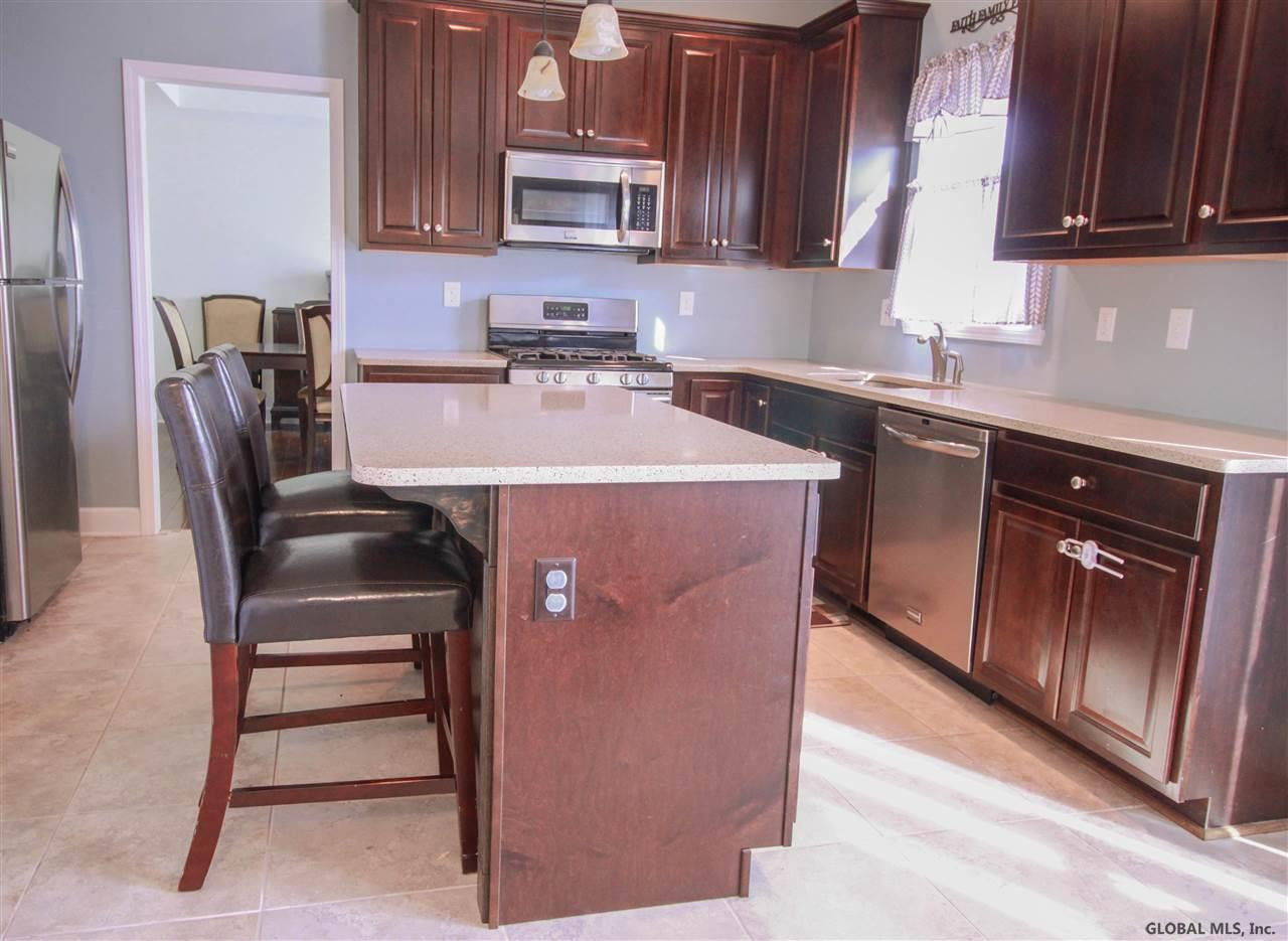 9 Trotter Road Bethlehem, NY 12158 - Photo 4 of 14 Photo 4
