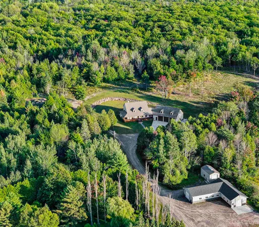 $695,000 | 47212 Main Street, Houghton, MI 49931