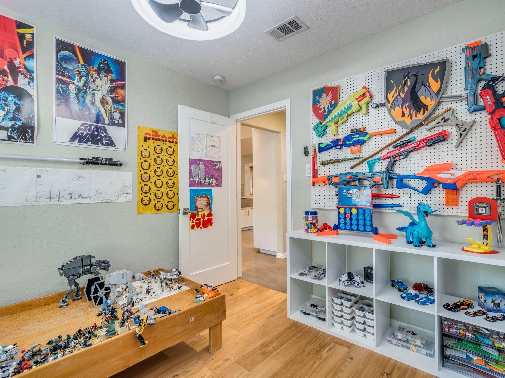 1008 Riviera Drive Cedar Park, TX 78613 - Photo 19 of 32 a room with toys and toys
