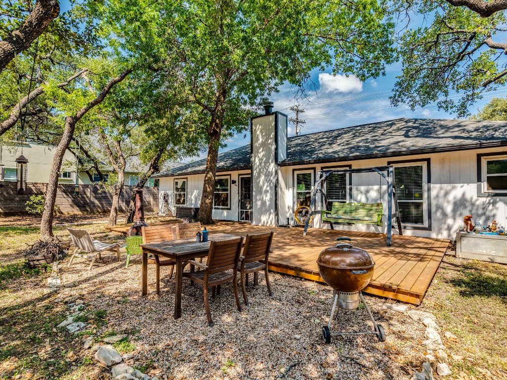 1008 Riviera Drive Cedar Park, TX 78613 - Photo 24 of 32 a view of a house with backyard and sitting area