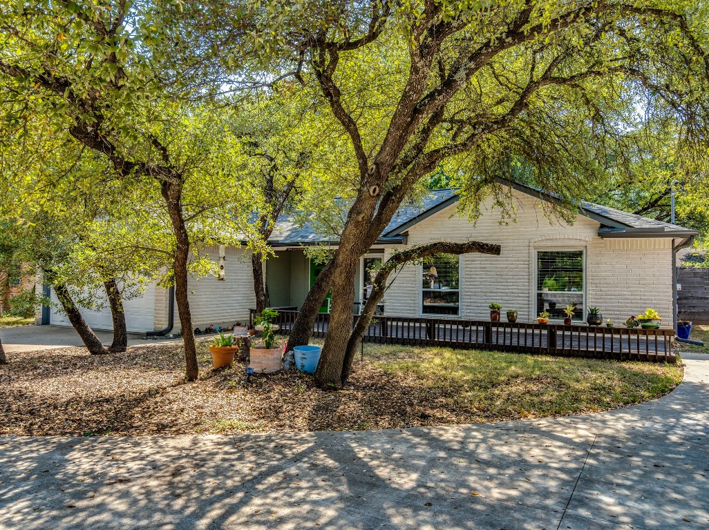 1008 Riviera Drive Cedar Park, TX 78613 - Photo 3 of 32 a view of a house with backyard