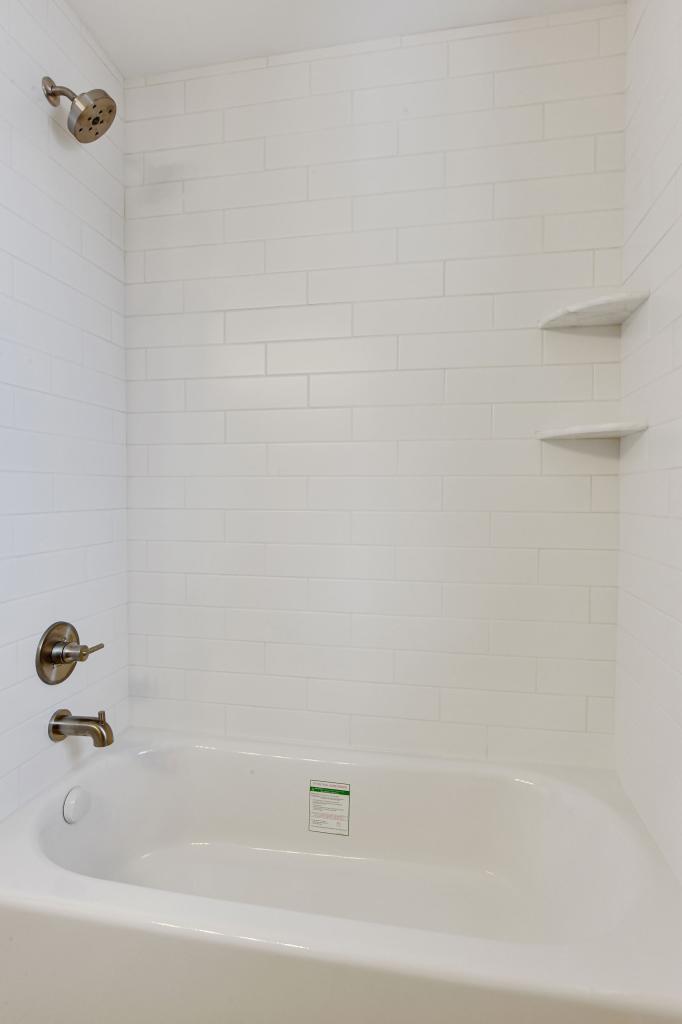 6035 Cherrywood Road Mound, MN 55364 - Photo 13 of 37 Gallery Image 13