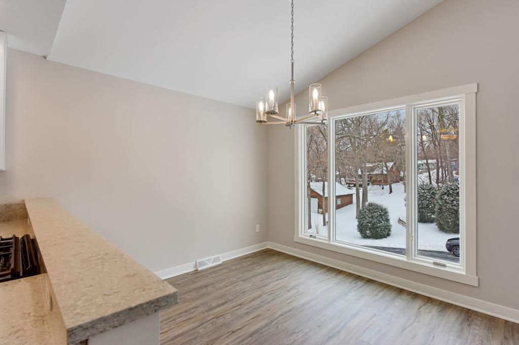 6035 Cherrywood Road Mound, MN 55364 - Photo 5 of 37 Gallery Image 5